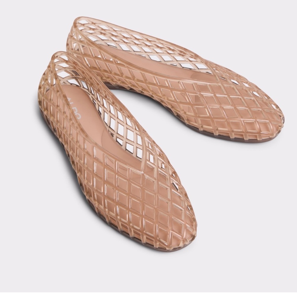 Aldo Treschic Beige Jelly Flats
NWOT
